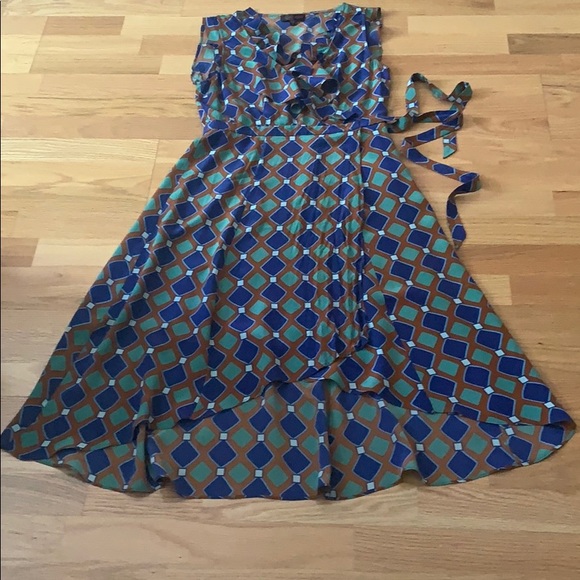 Tracy Reese Silk wrap dress 💙💚Geo print - Picture 3 of 16